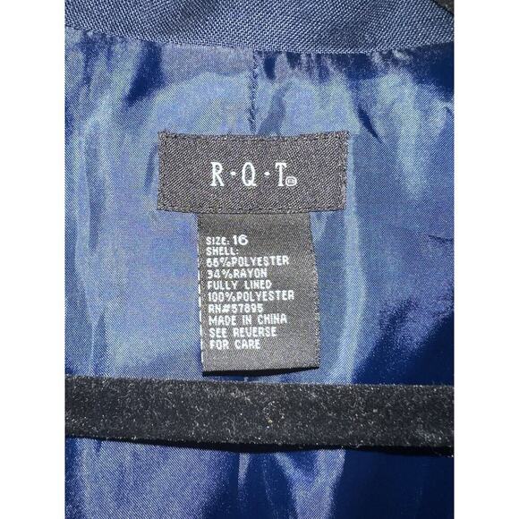 R.Q.T 2 Button Blazer Rayon Blend Womens Sz 16 Career Officecore Business Preppy - Picture 3 of 6